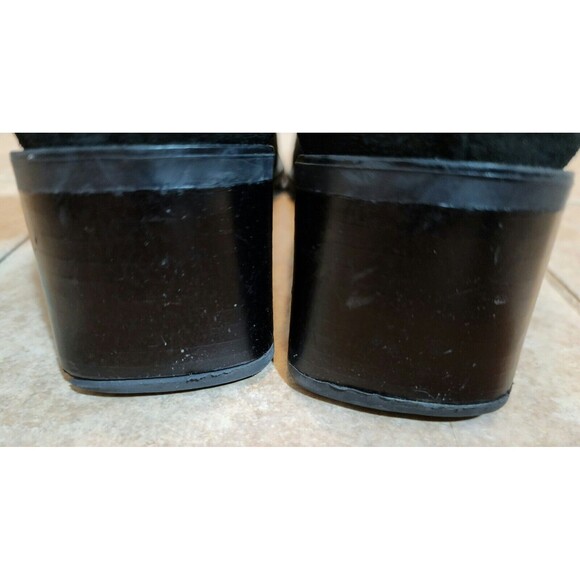 La Canadienne Womens Suede Ankle Booties Black Heel 2" Model #10935 Size 7.5M - Picture 5 of 10
